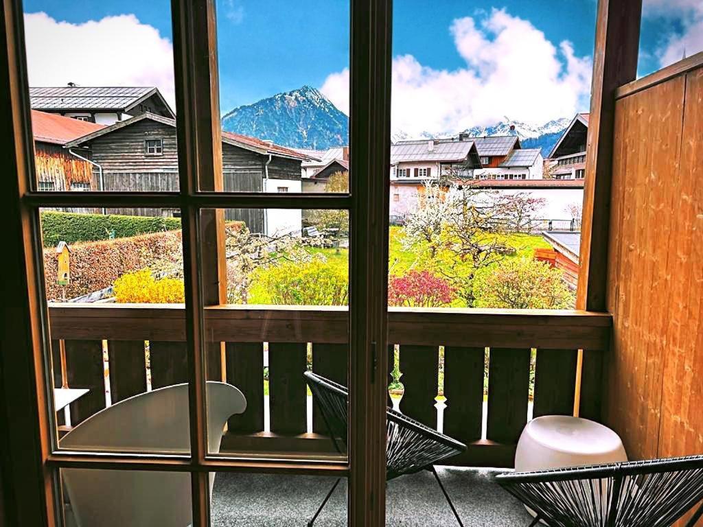 Engels Landhaus Oberstdorf Buitenkant foto